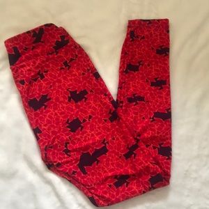 Lularoe one size leggings.